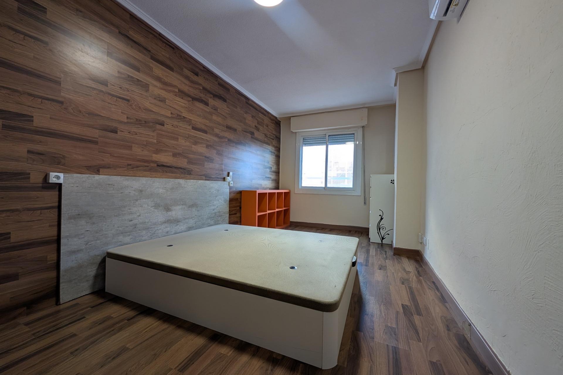 Alquiler a largo plazo - Apartamento / piso - Elche - Carrús Este