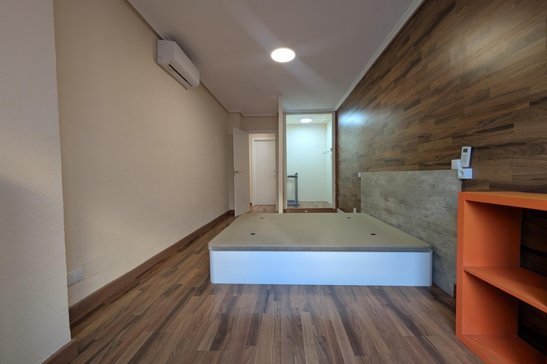 Alquiler a largo plazo - Apartamento / piso - Elche - Carrús Este