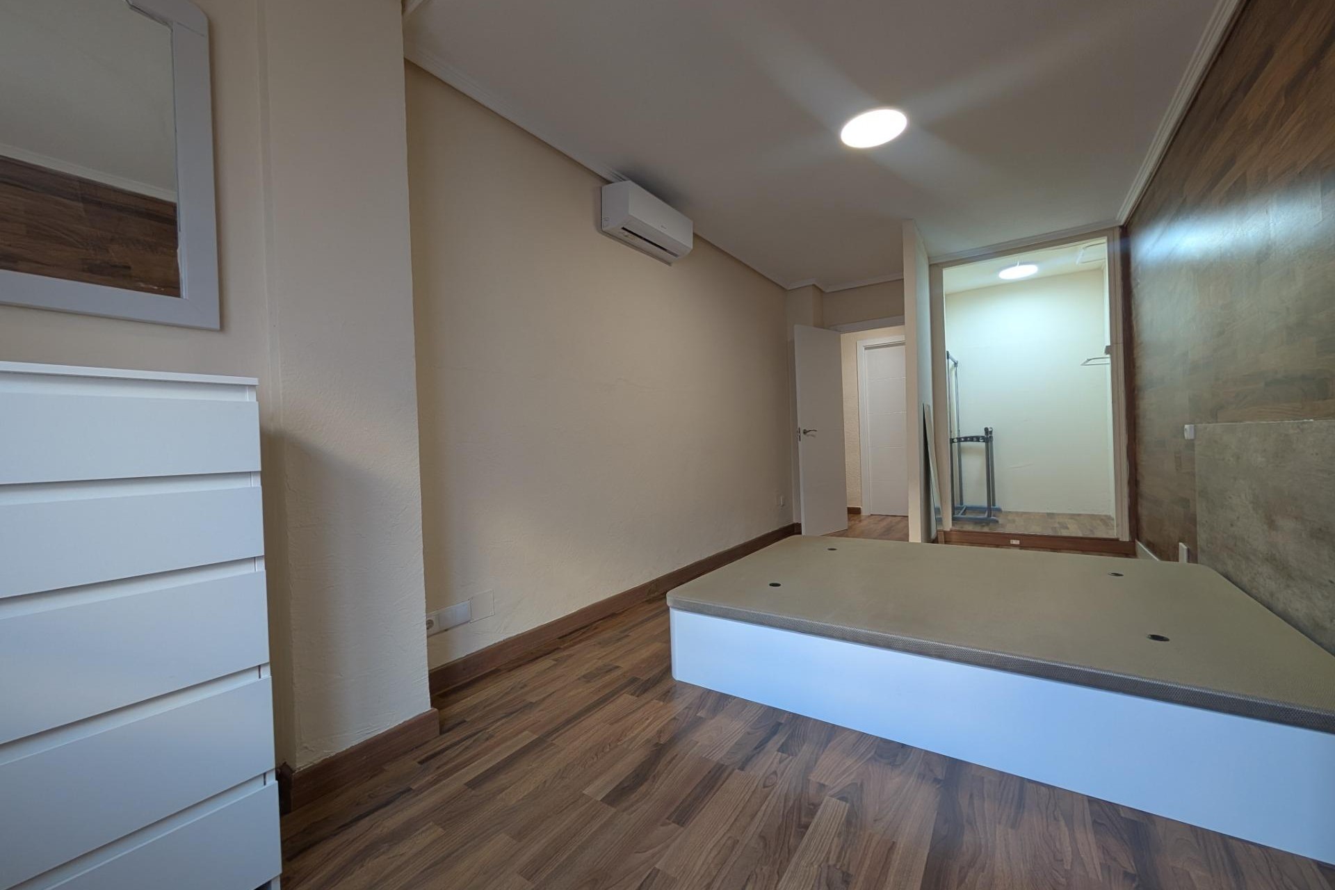 Alquiler a largo plazo - Apartamento / piso - Elche - Carrús Este