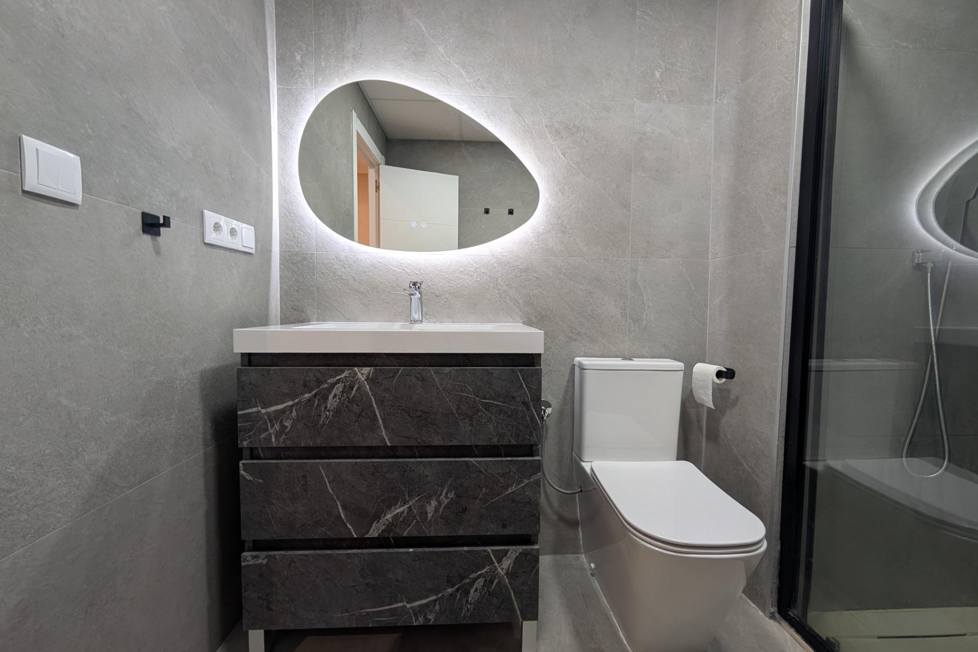 Alquiler a largo plazo - Apartamento / piso - Elche - Carrús Este