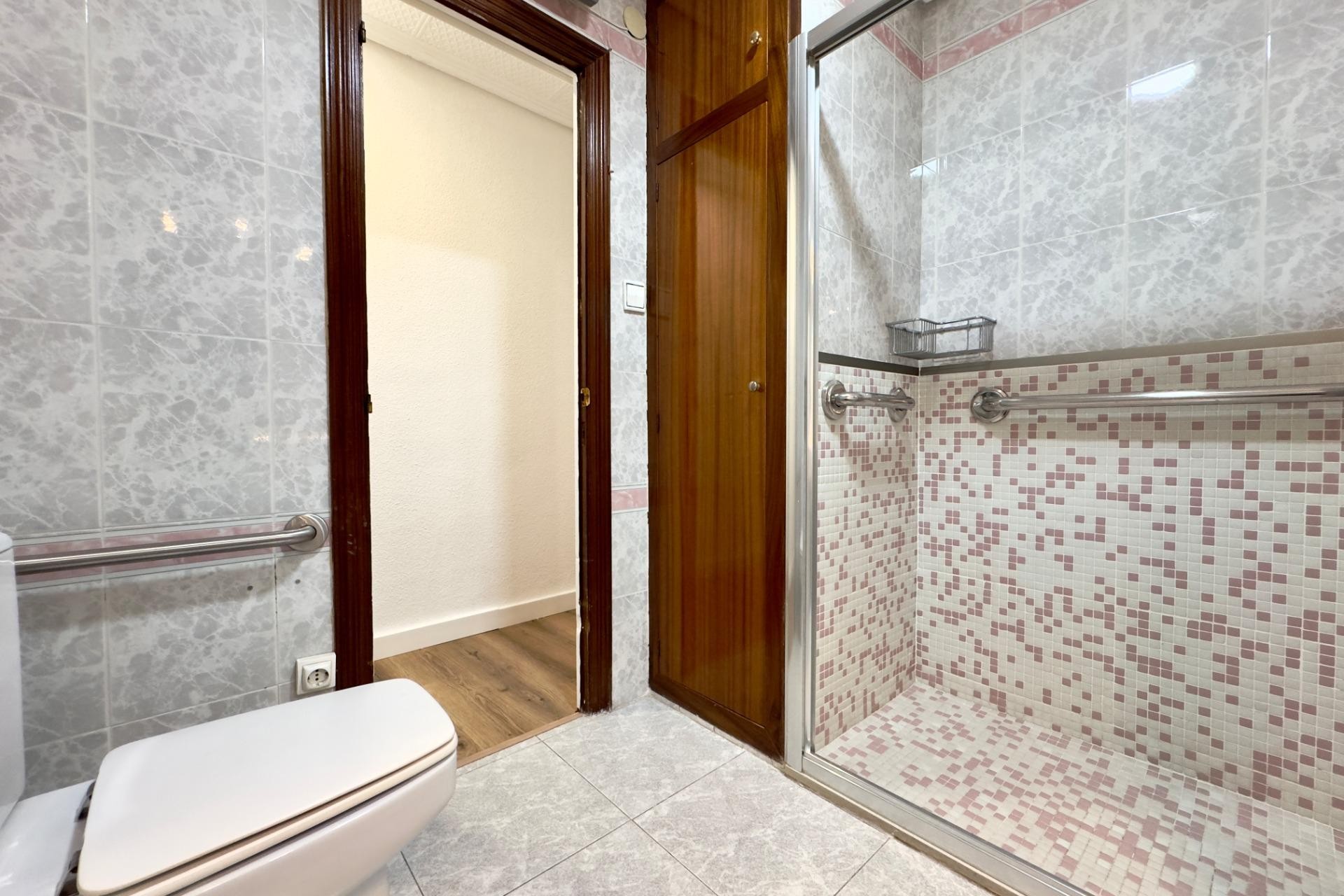 Alquiler a largo plazo - Apartamento / piso - Elche - Corazon de Jesus