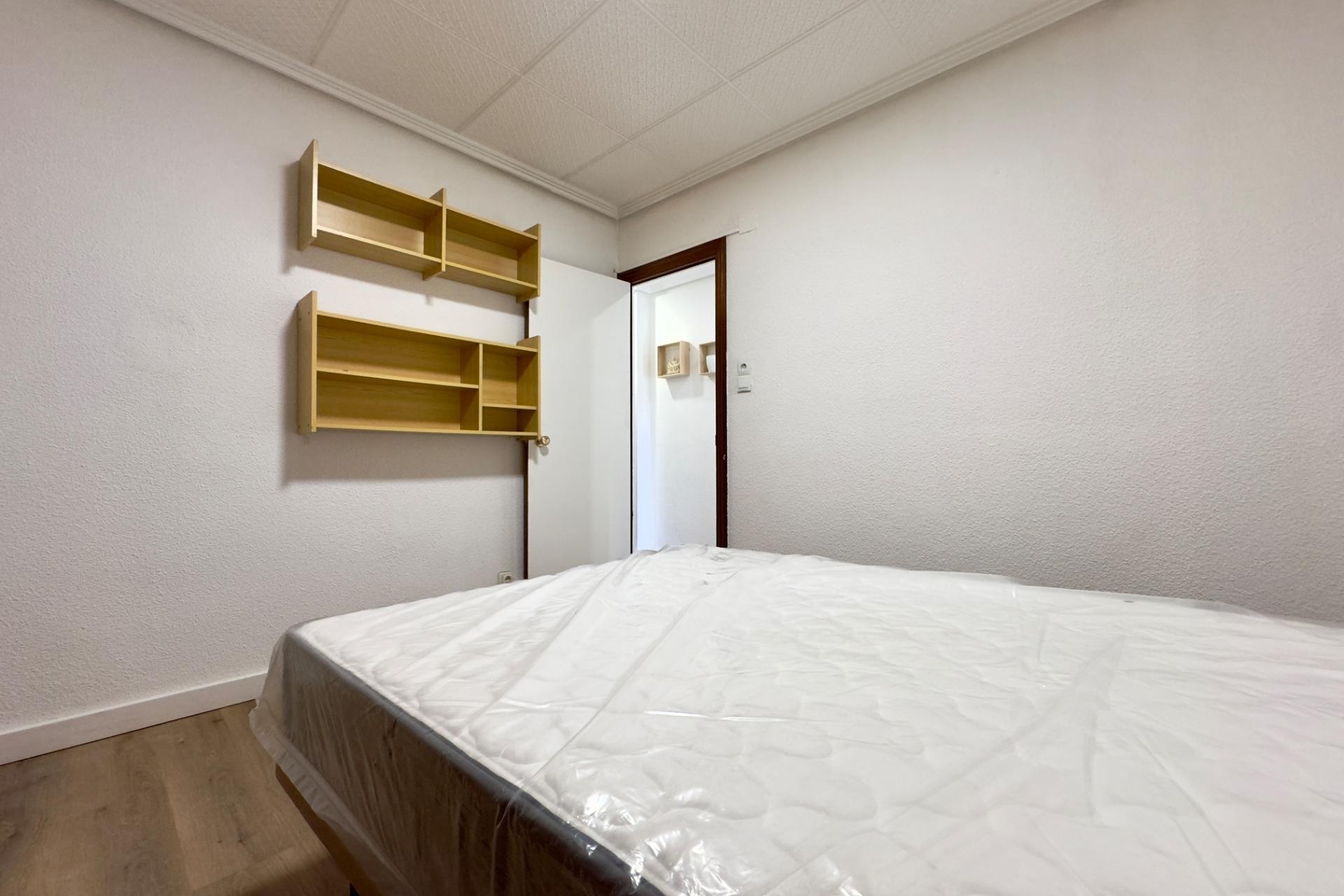 Alquiler a largo plazo - Apartamento / piso - Elche - Corazon de Jesus