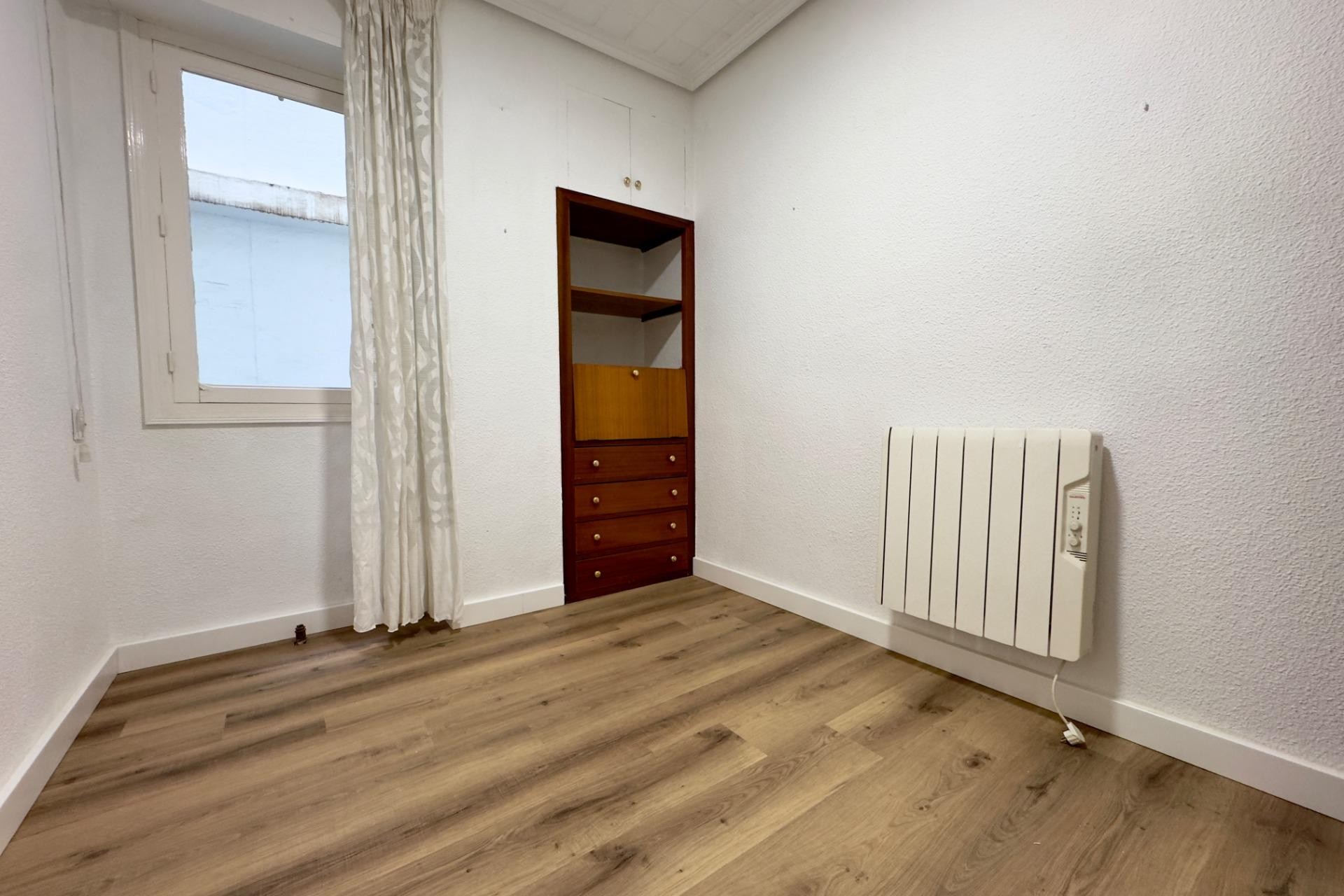 Alquiler a largo plazo - Apartamento / piso - Elche - Corazon de Jesus