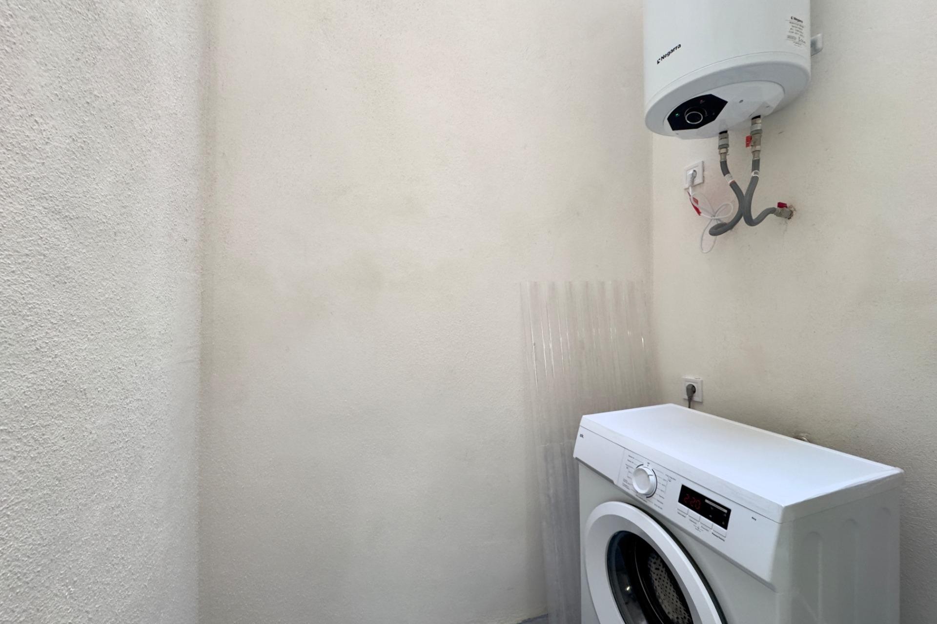 Alquiler a largo plazo - Apartamento / piso - Elche - Cortes valencianas