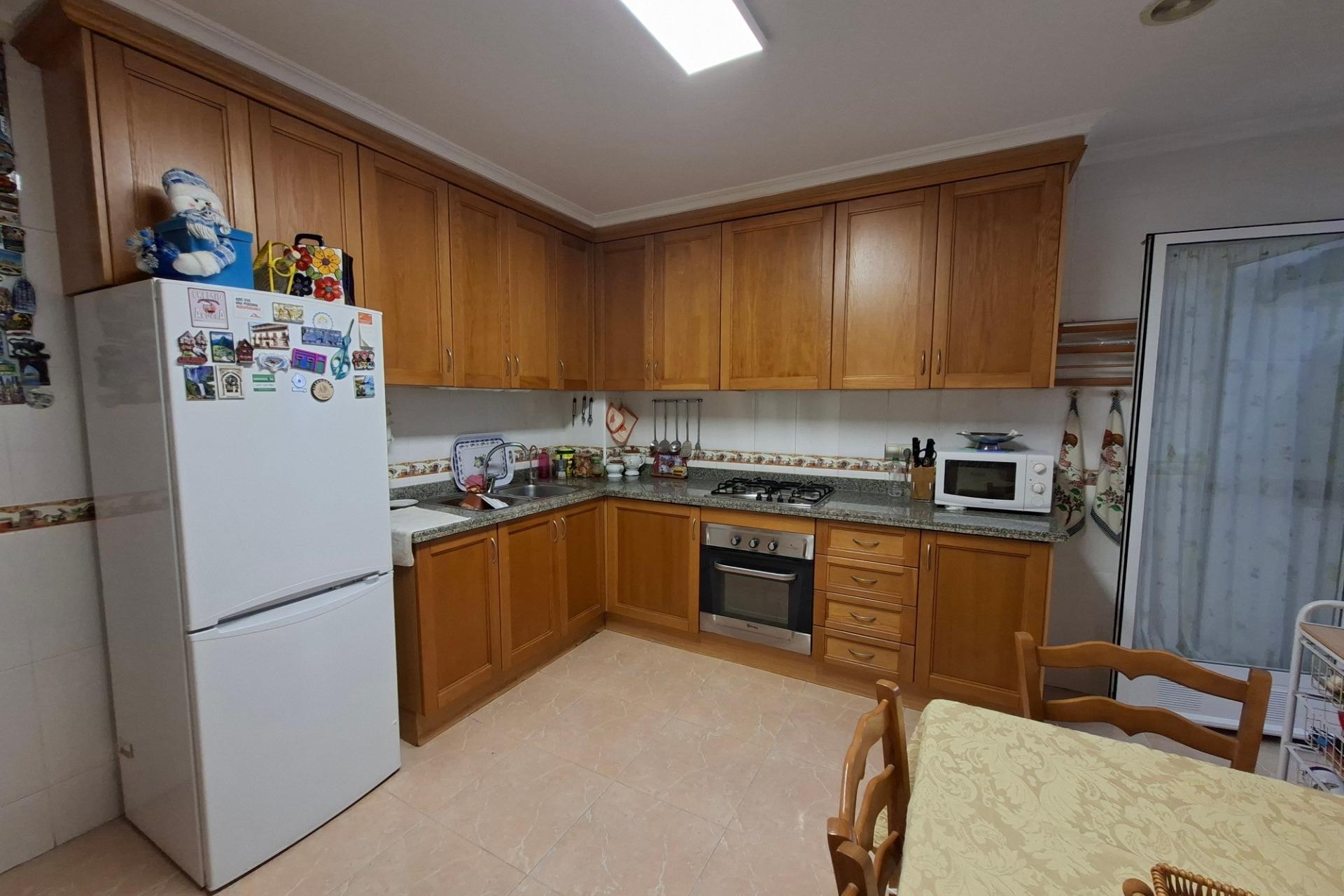 Alquiler a largo plazo - Apartamento / piso - Elche - Plaza Crevillente-Juzgados