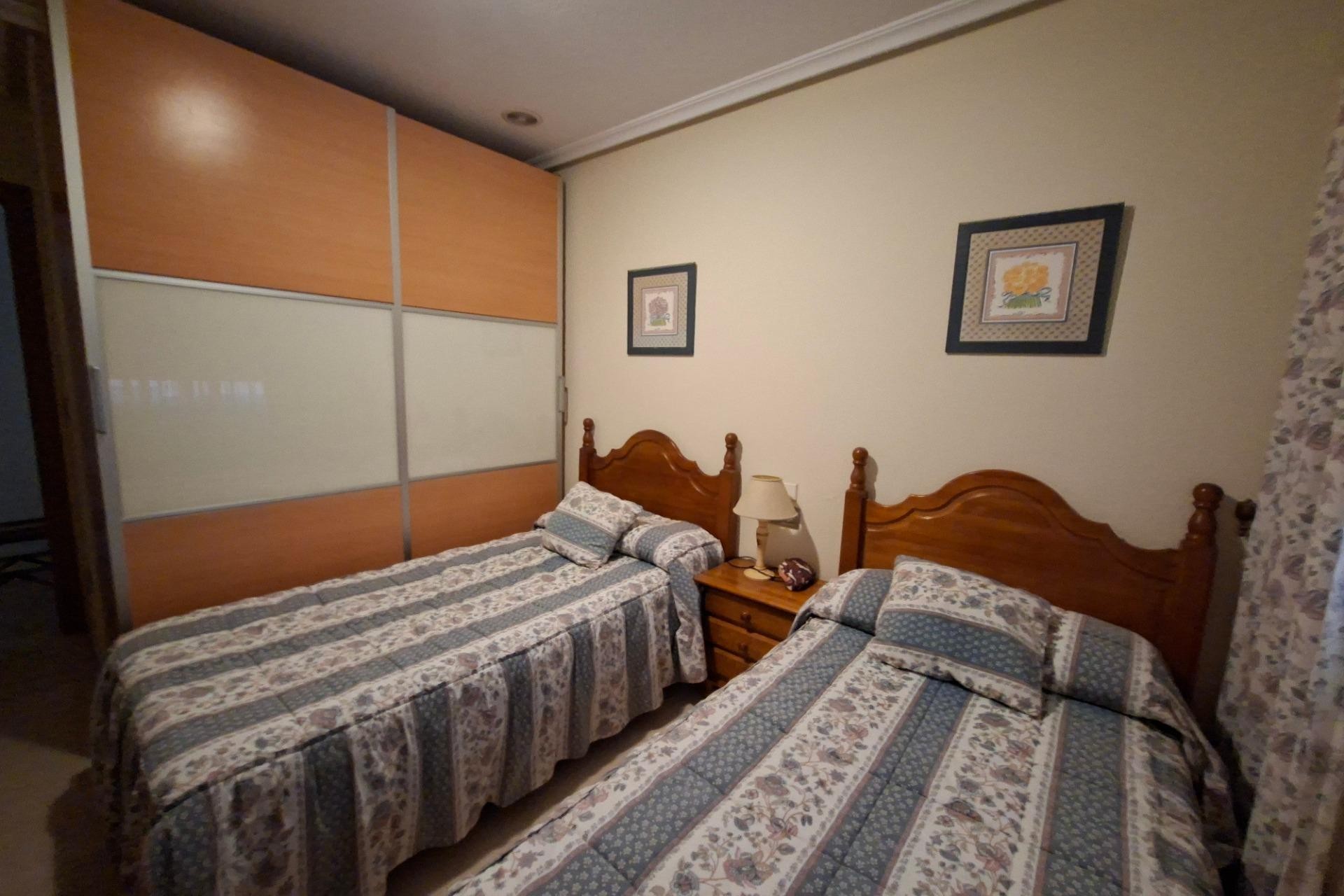 Alquiler a largo plazo - Apartamento / piso - Elche - Plaza Crevillente-Juzgados