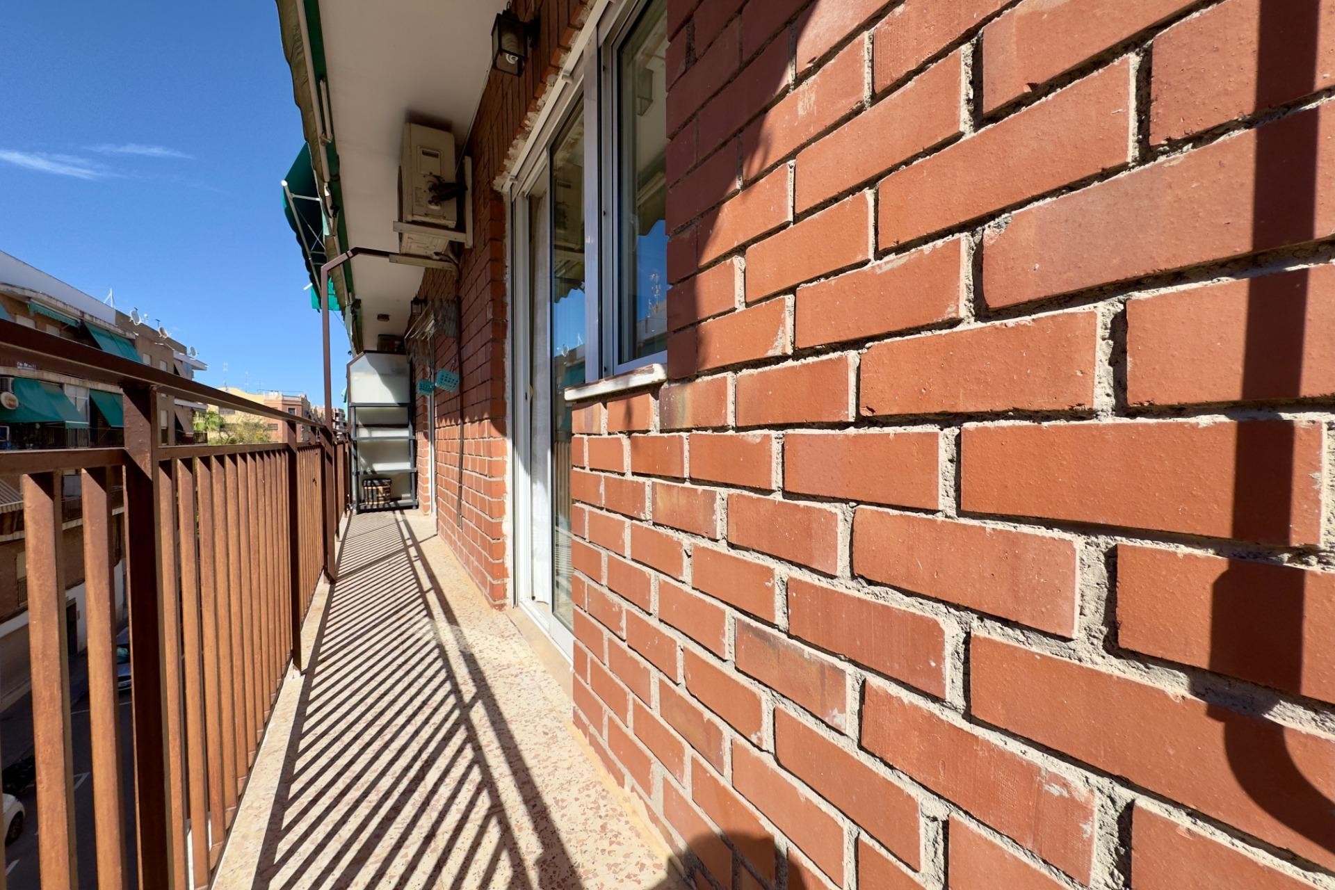 Alquiler a largo plazo - Apartamento / piso - Elche - Plaza Madrid