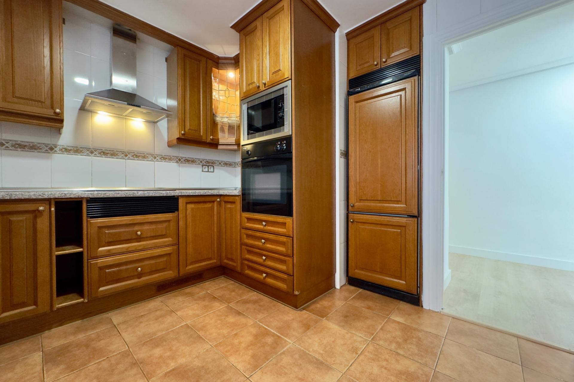Alquiler a largo plazo - Apartamento / piso - Elche - Plaza Madrid