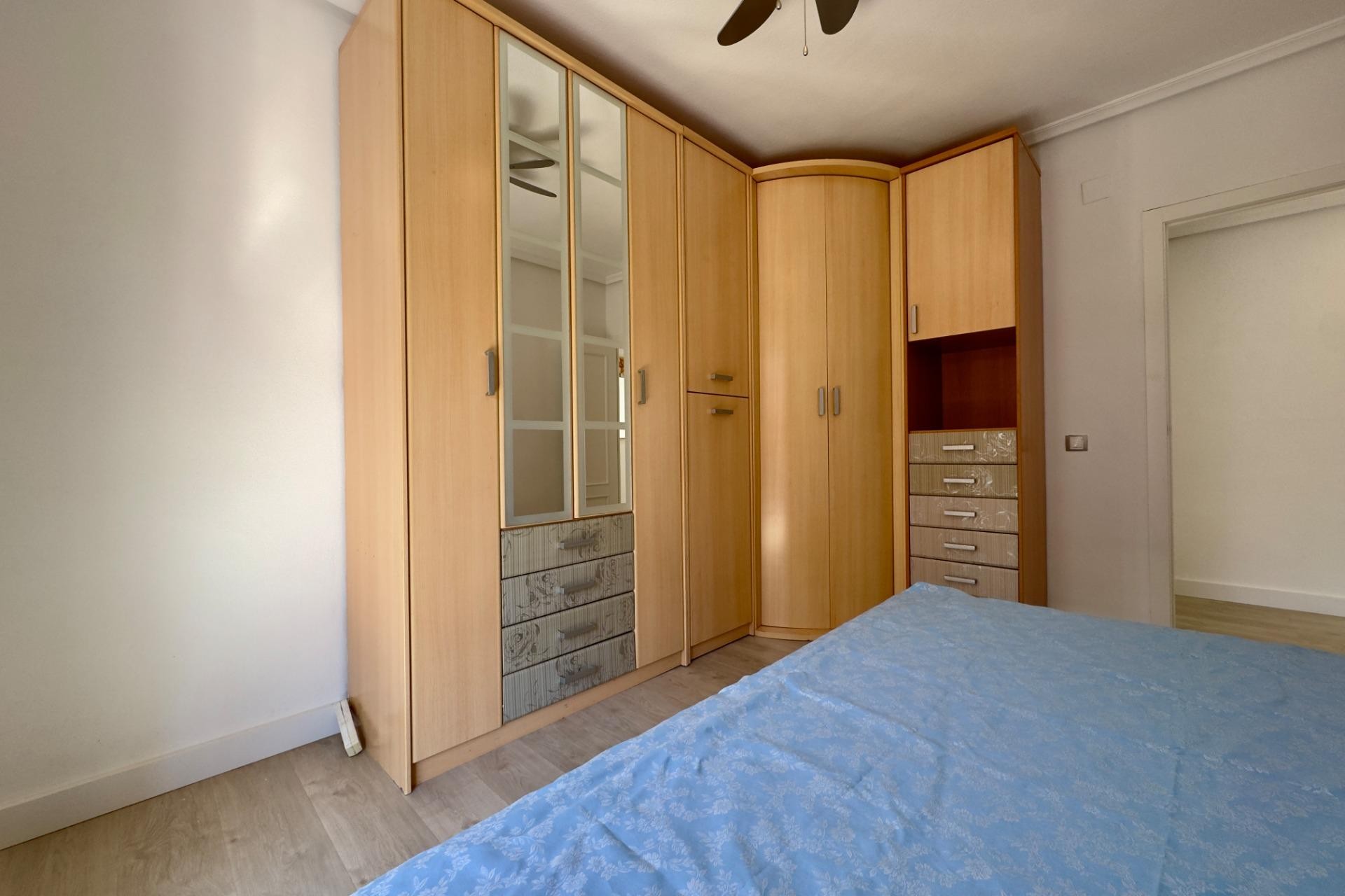 Alquiler a largo plazo - Apartamento / piso - Elche - Plaza Madrid