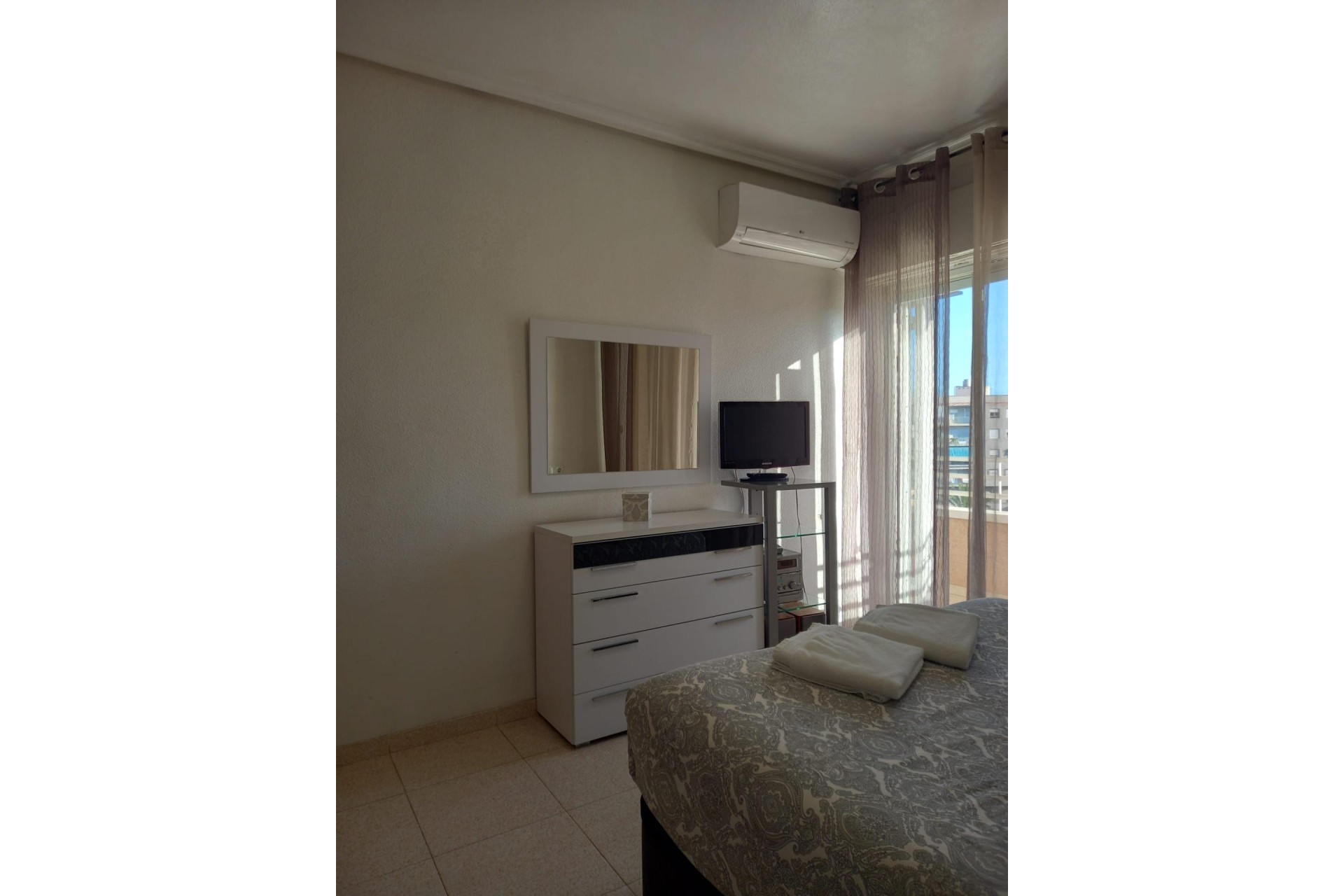 Alquiler a largo plazo - Apartamento / piso - Elche - Sector V-El Canal