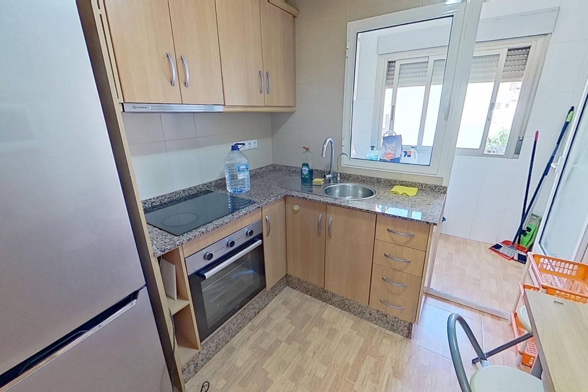 Alquiler a largo plazo - Apartamento / piso - La hoya - Centro