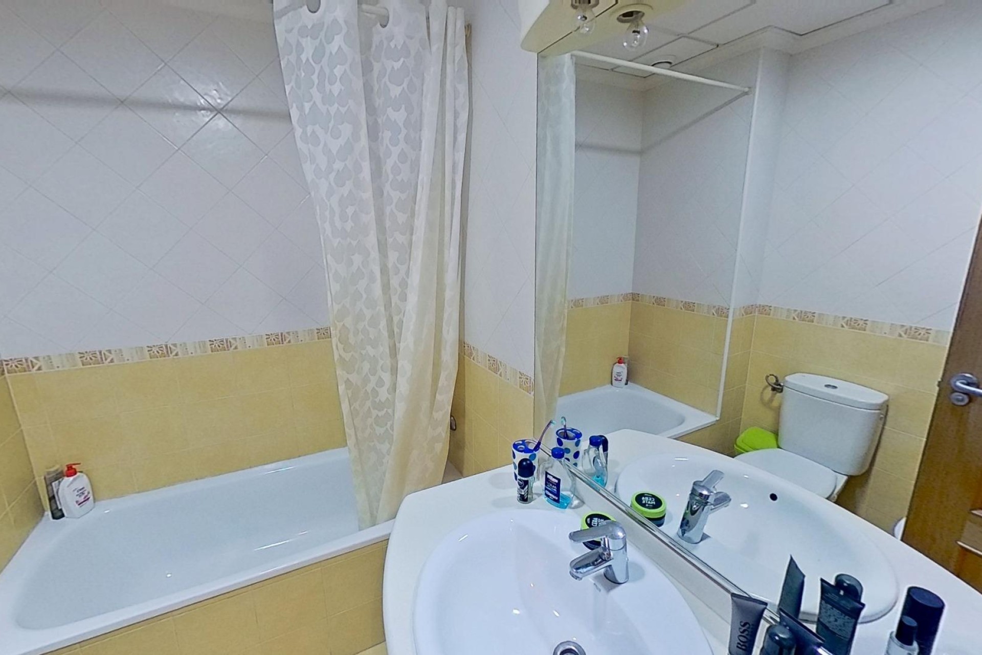 Alquiler a largo plazo - Apartamento / piso - La hoya - Centro
