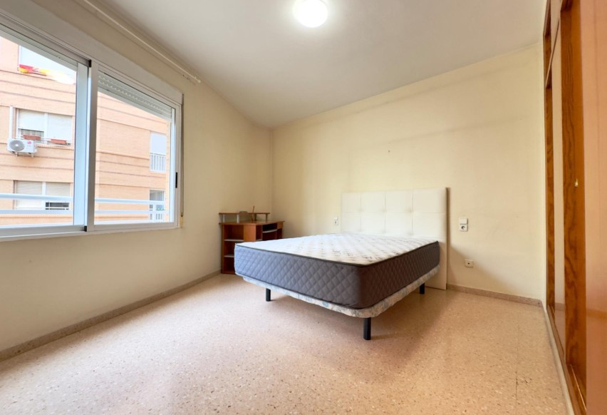 Alquiler a largo plazo - Apartment - Elche - Altabix