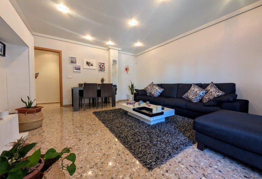 Alquiler a largo plazo - Apartment - Elche - Carrús Oeste