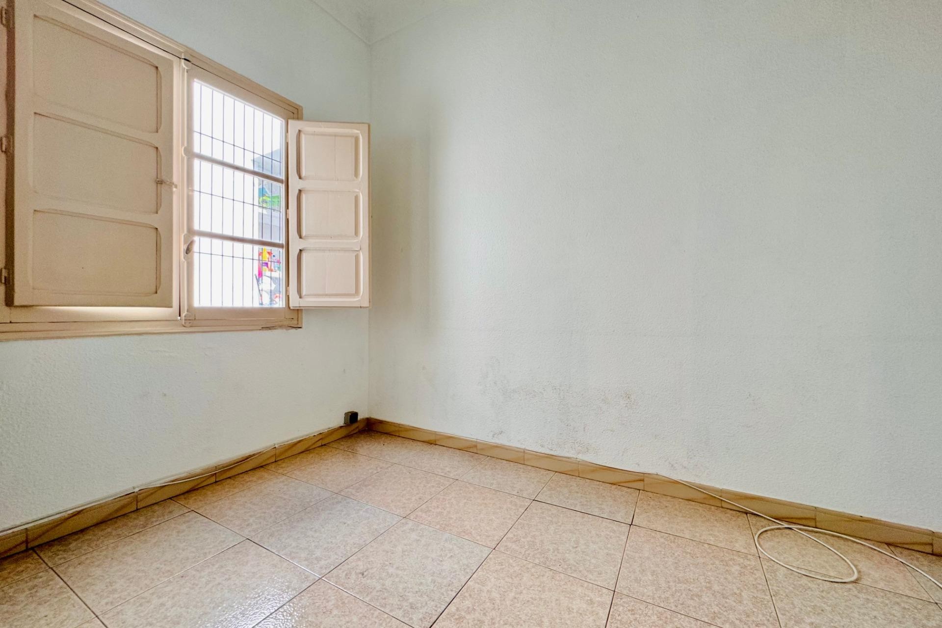 Alquiler a largo plazo - Apartment - Elche - Centro