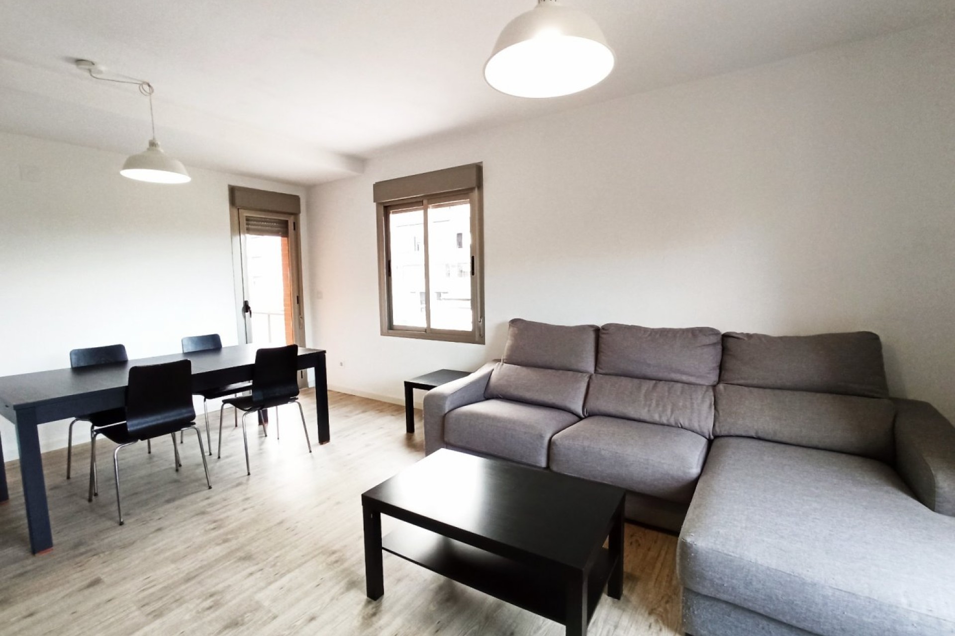 Alquiler a largo plazo - Apartment - Elche - Universidad - Ciudad deportiva