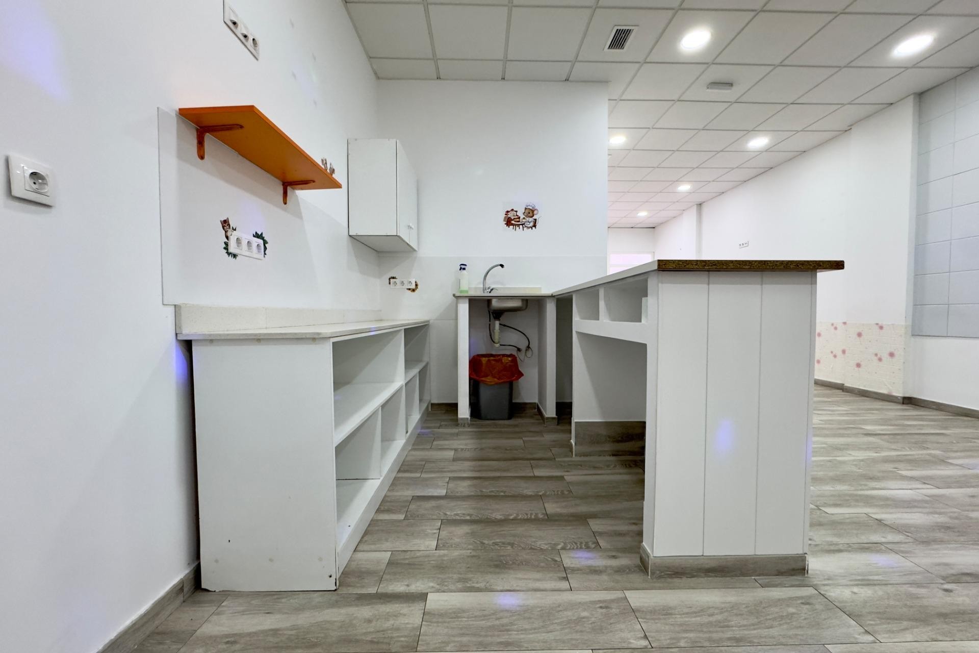 Alquiler a largo plazo - Comercial - Elche - Carrús Este