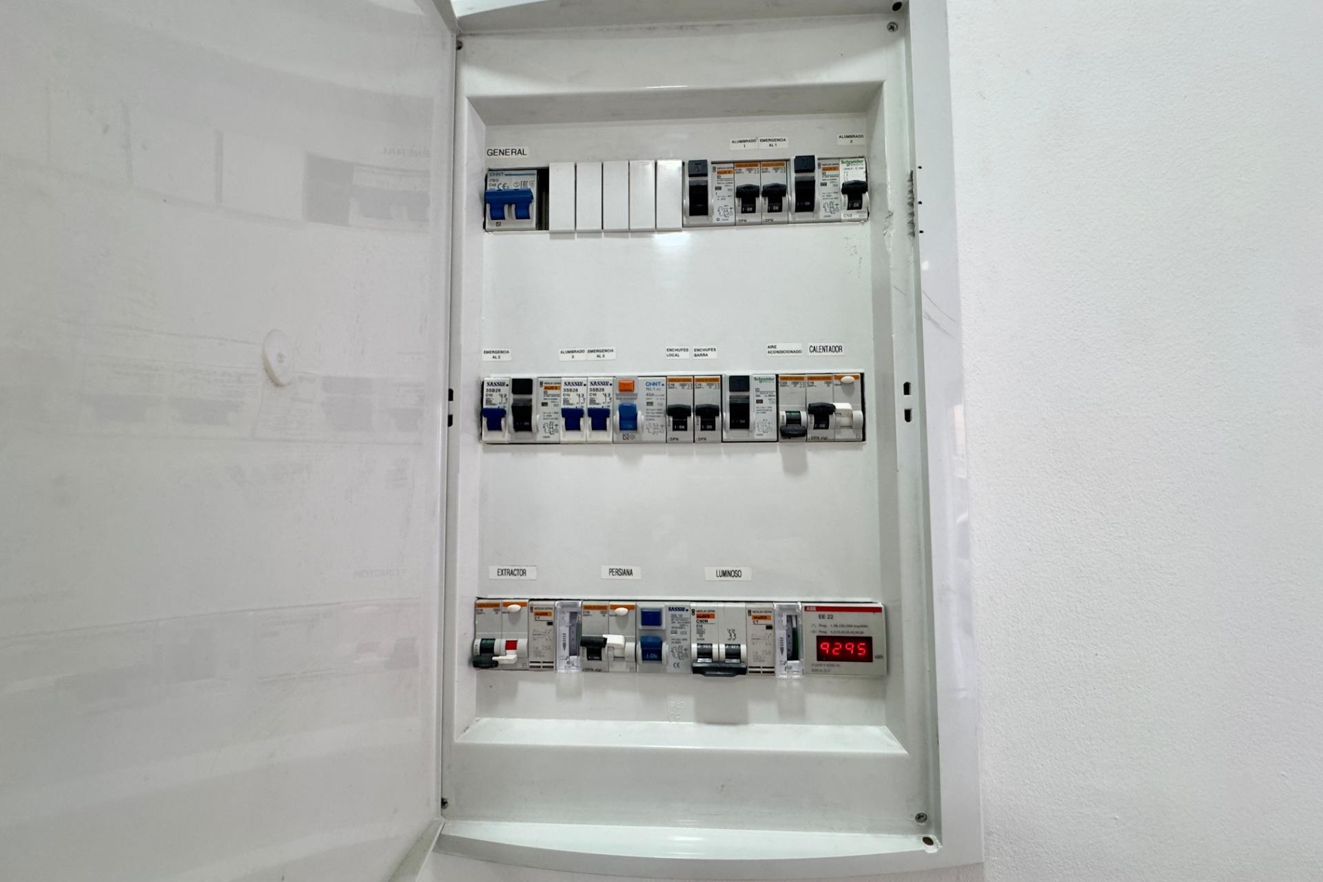 Alquiler a largo plazo - Comercial - Elche - Carrús Este
