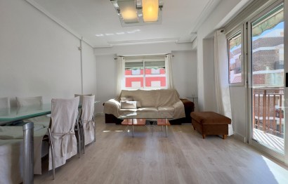 Apartamento / piso - Alquiler a largo plazo - Elche - Plaza Madrid