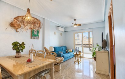Apartamento / piso - Reventa - Arenales del Sol - Tercera linea playa