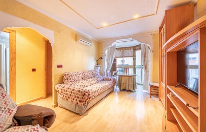 Apartamento / piso - Reventa - Benidorm - Colonia Madrid