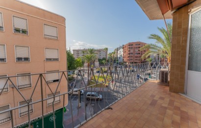 Apartment / flat - Resale - Elche - Center