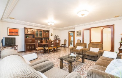 Apartment / flat - Resale - Elche - Center