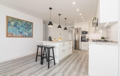 Apartment / flat - Resale - Elche - Center