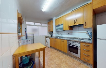 Apartment / flat - Resale - Elche - Plaza Crevillente-Juzgados