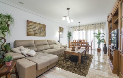 Apartment / flat - Resale - Elche - Torreta - Portalada