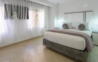 Apartment / flat - Resale - Santa Pola - Centro