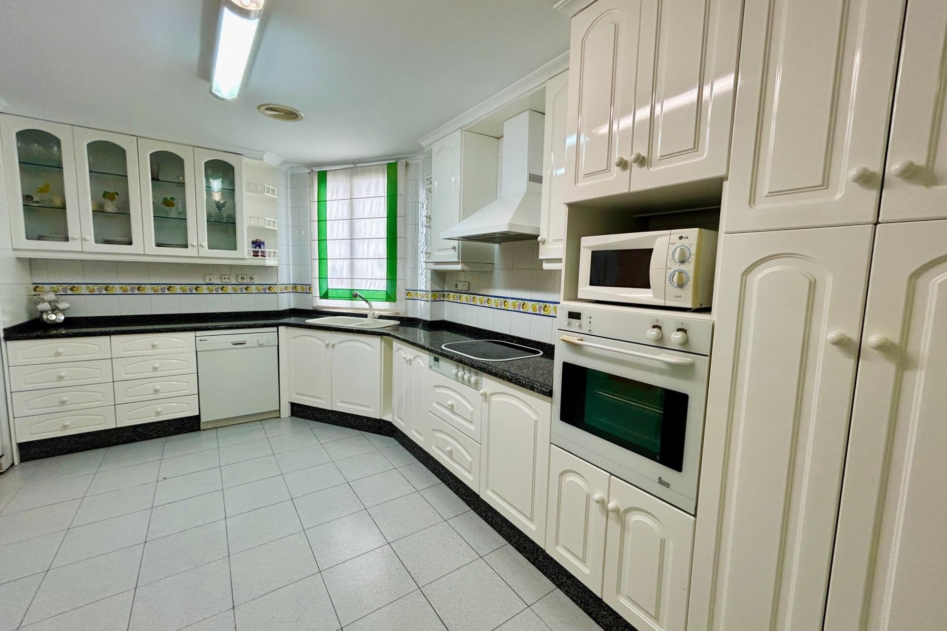 Location à long terme - Appartement - Elche - Corazon de Jesus