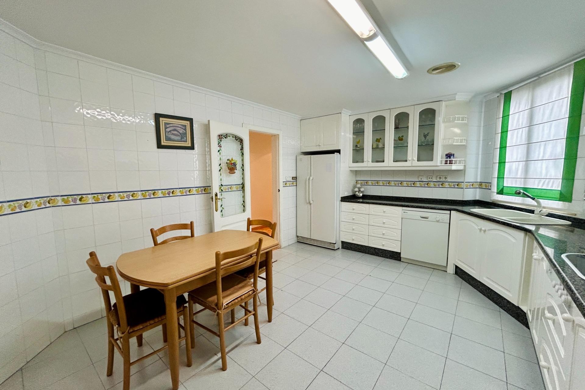 Long Term Rental - Apartment / flat - Elche - Corazon de Jesus
