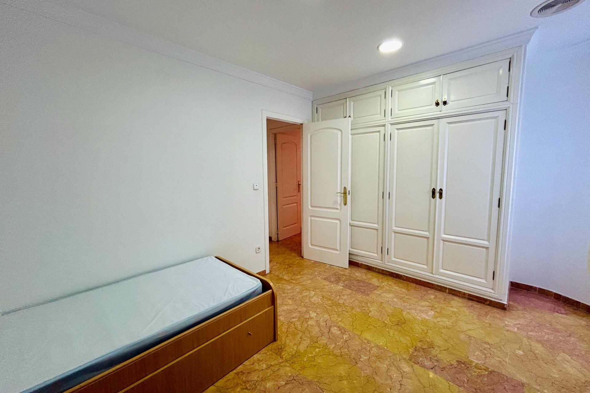 Long Term Rental - Apartment / flat - Elche - Corazon de Jesus