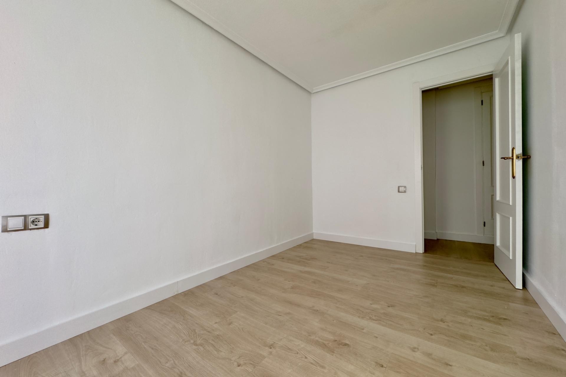 Long Term Rental - Apartment / flat - Elche - Plaza Madrid