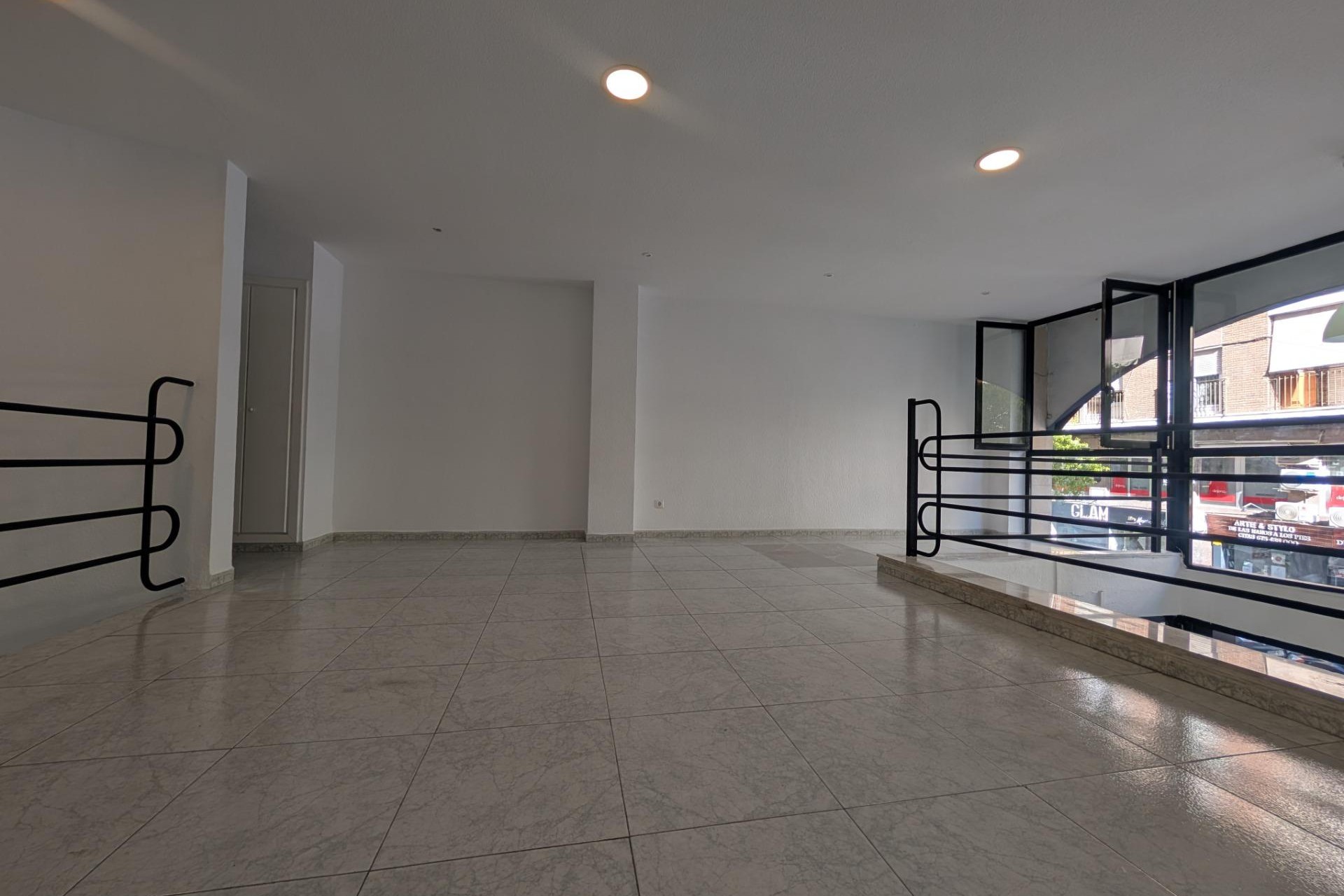 Long Term Rental - Commercial - Elche - Corazon de Jesus