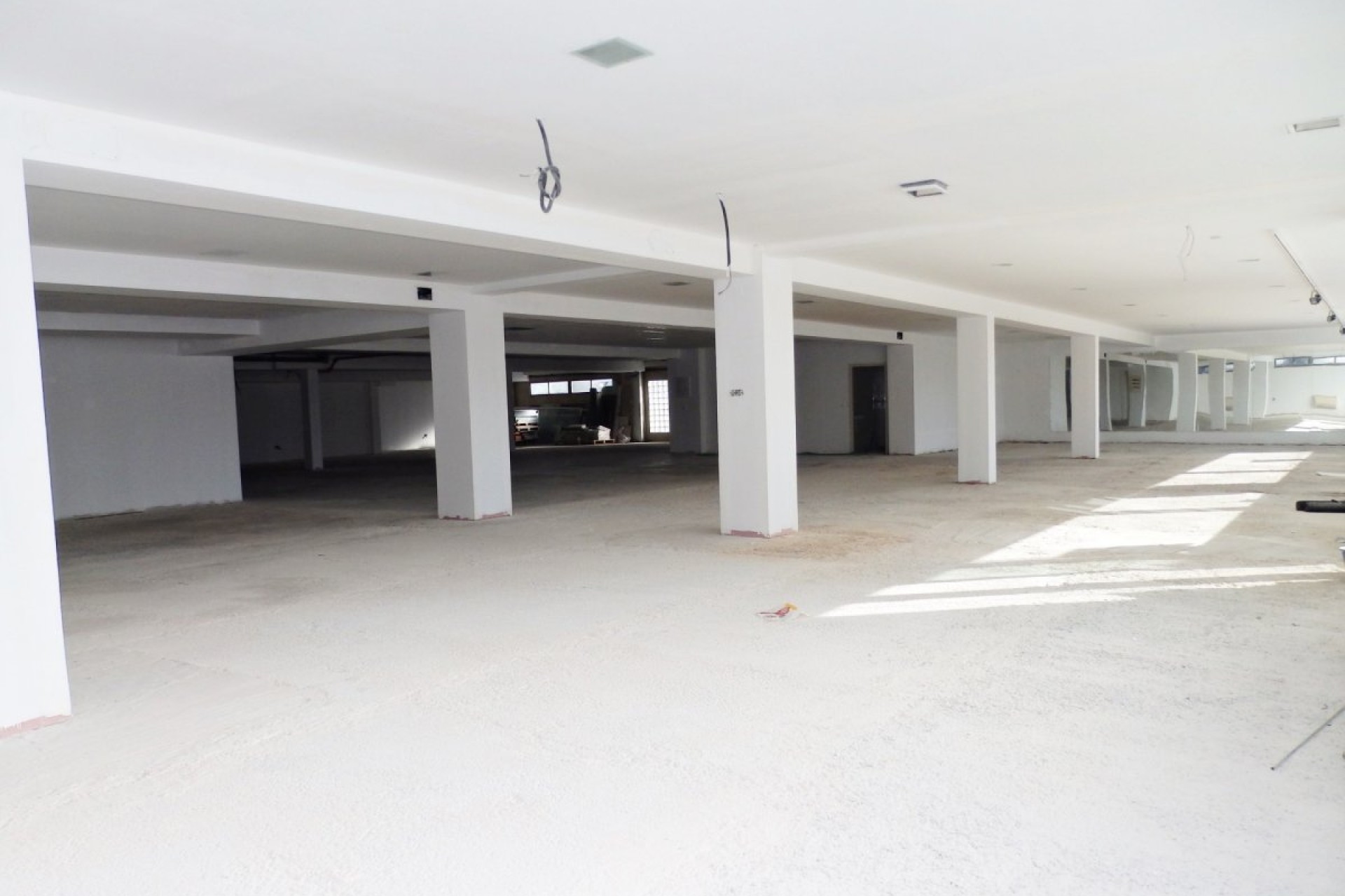 Long Term Rental - Commercial - Elche - Corte Ingles