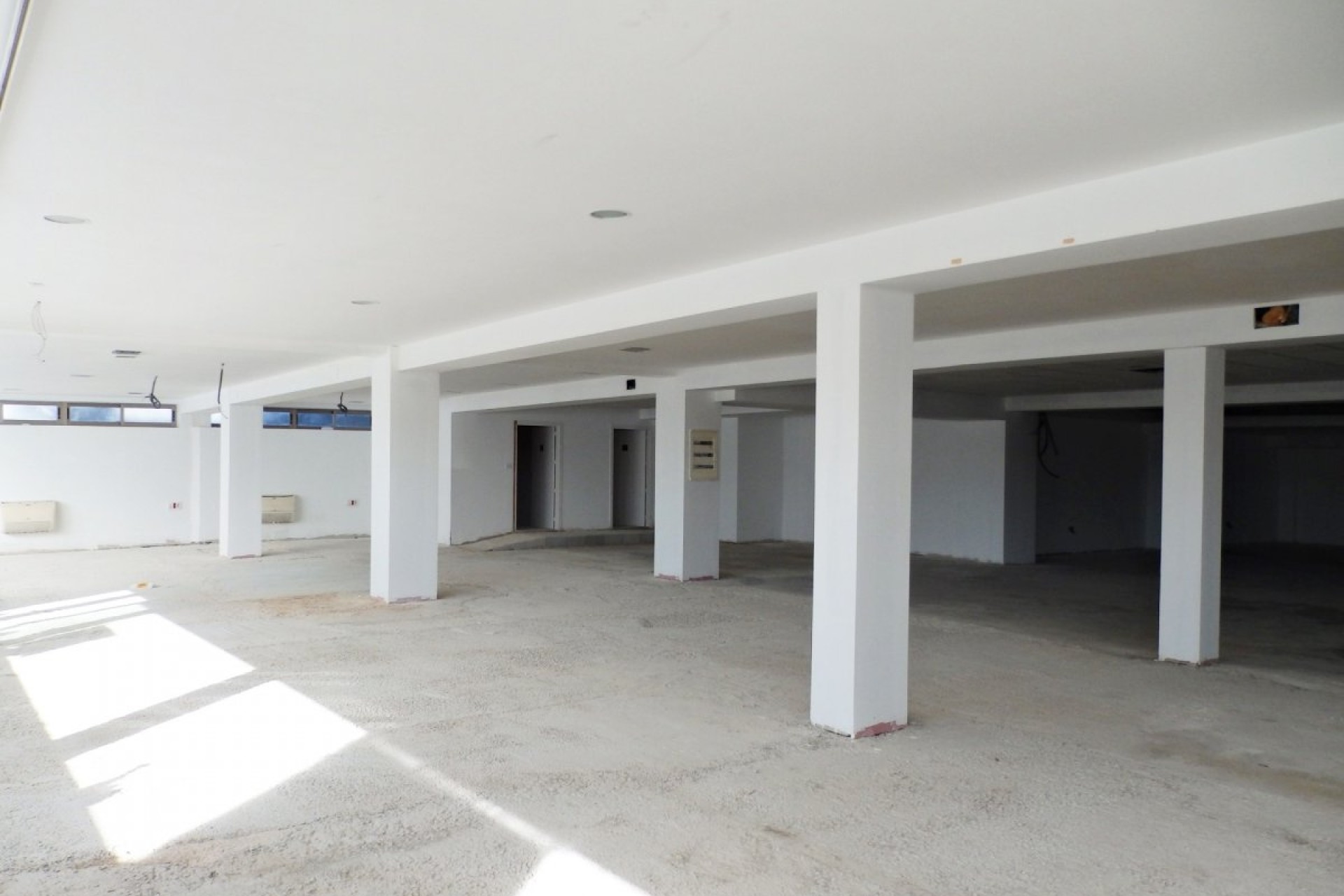 Long Term Rental - Commercial - Elche - Corte Ingles