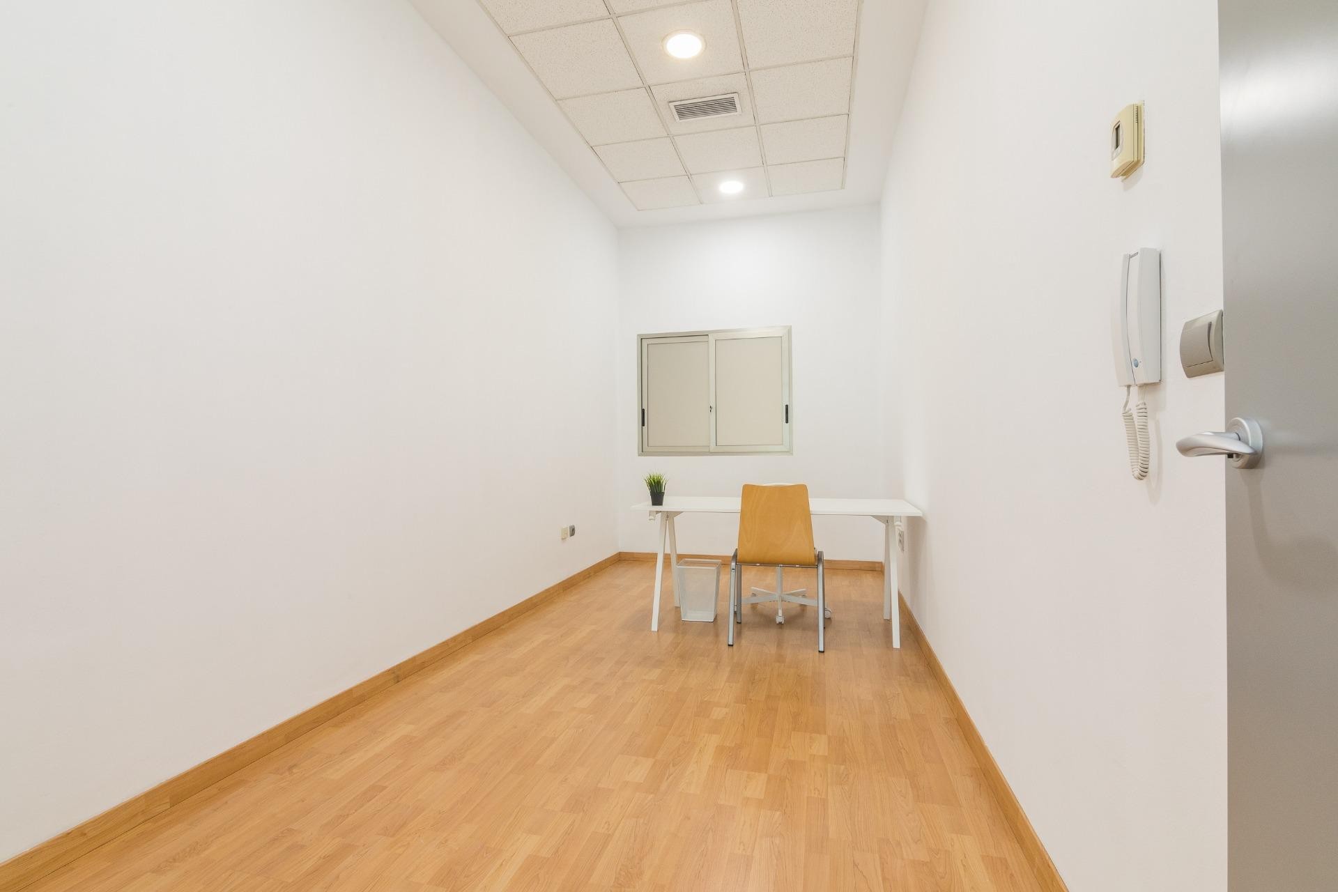 Long Term Rental - Commercial - Torrellano - Centro