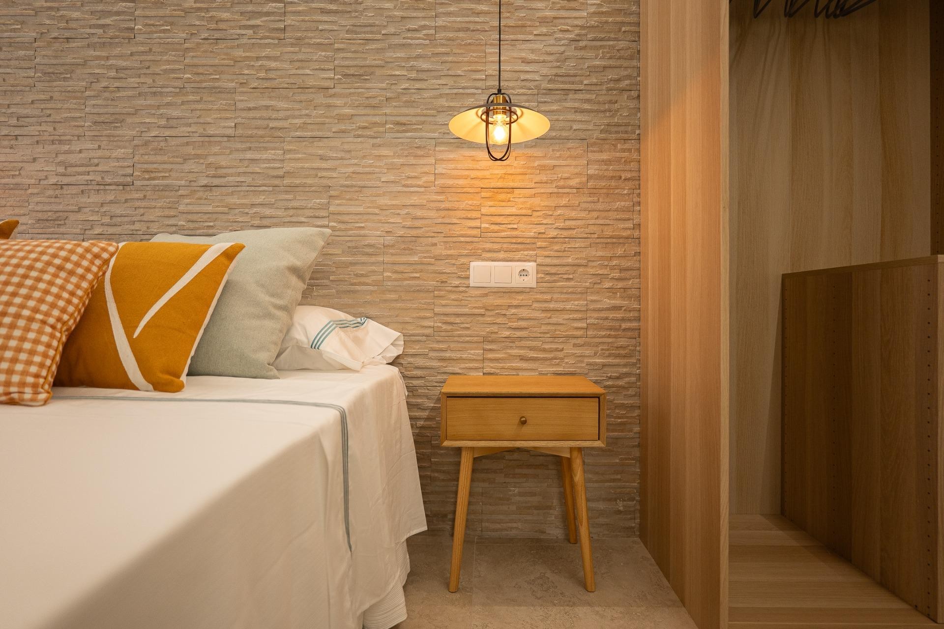 Obra nueva - Negocio - Santa Pola - Playa Levante
