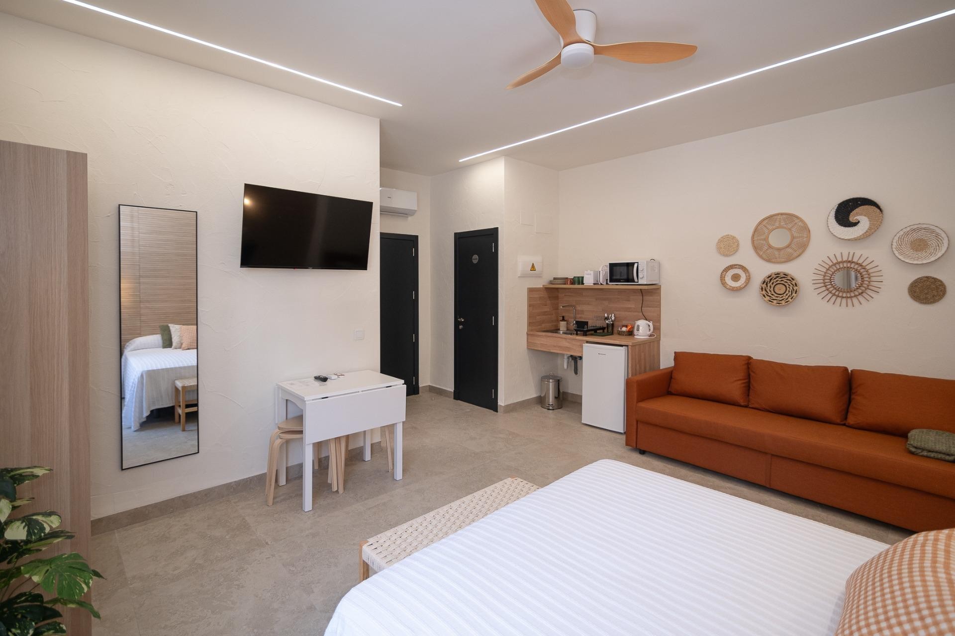 Obra nueva - Negocio - Santa Pola - Playa Levante