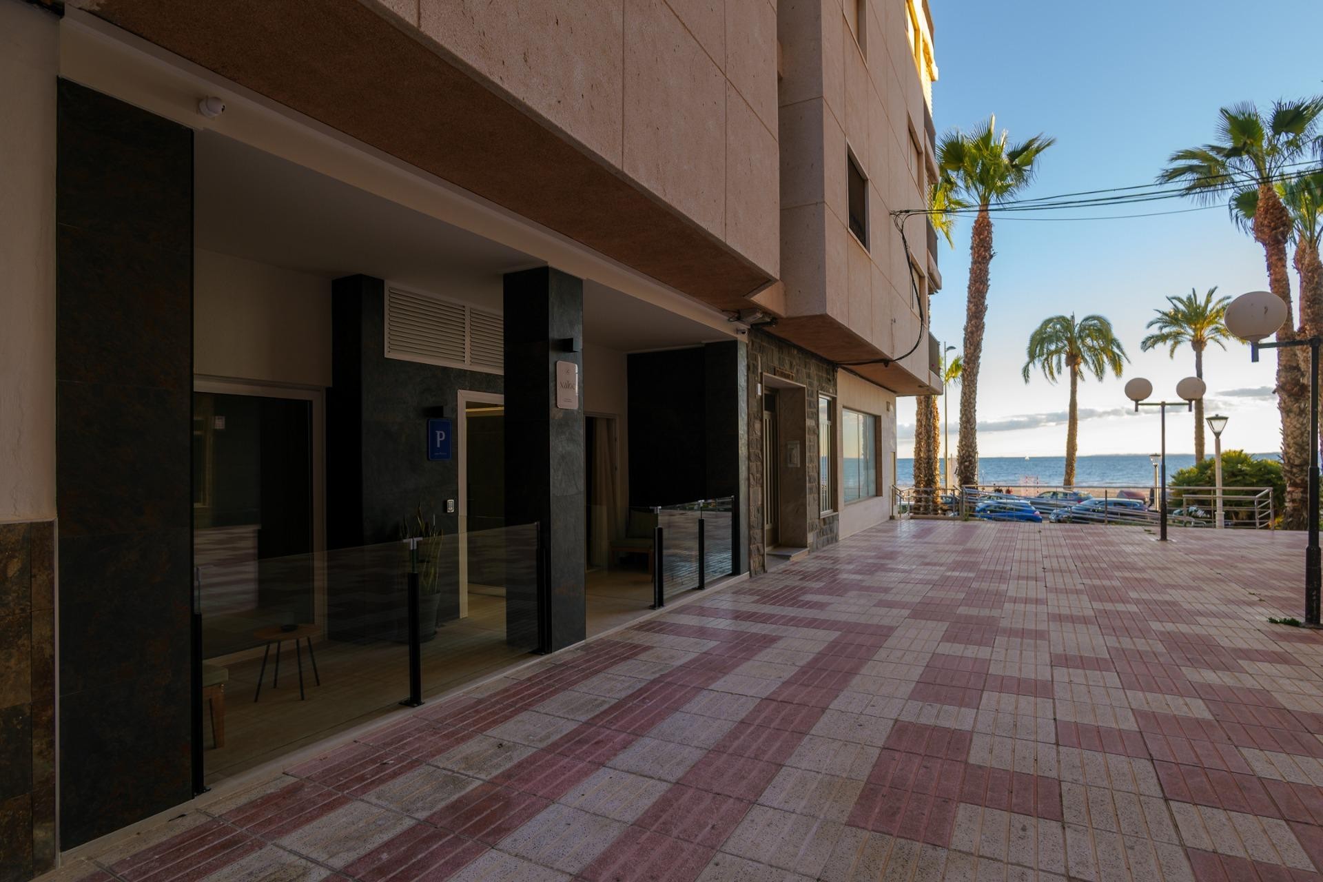 Obra nueva - Negocio - Santa Pola - Playa Levante