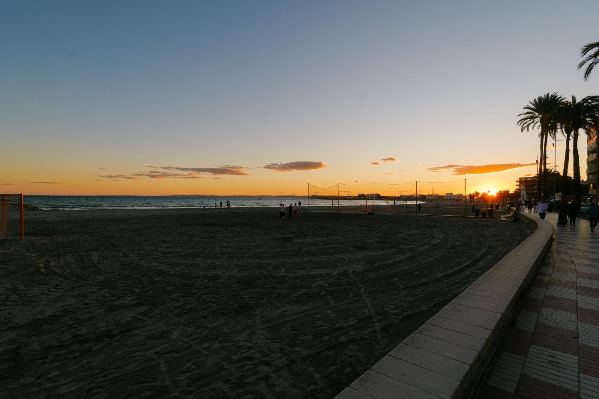 Obra nueva - Negocio - Santa Pola - Playa Levante