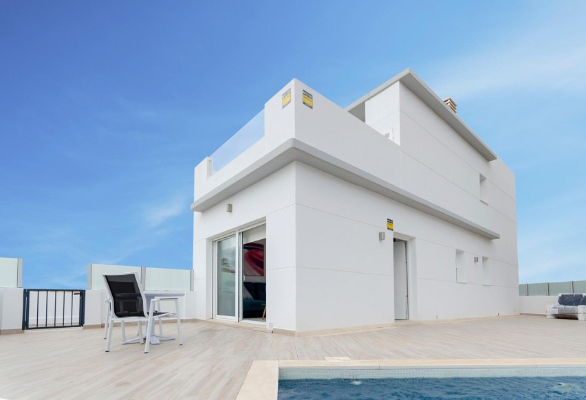 Obra nueva - Villa - Torrevieja - Torretas