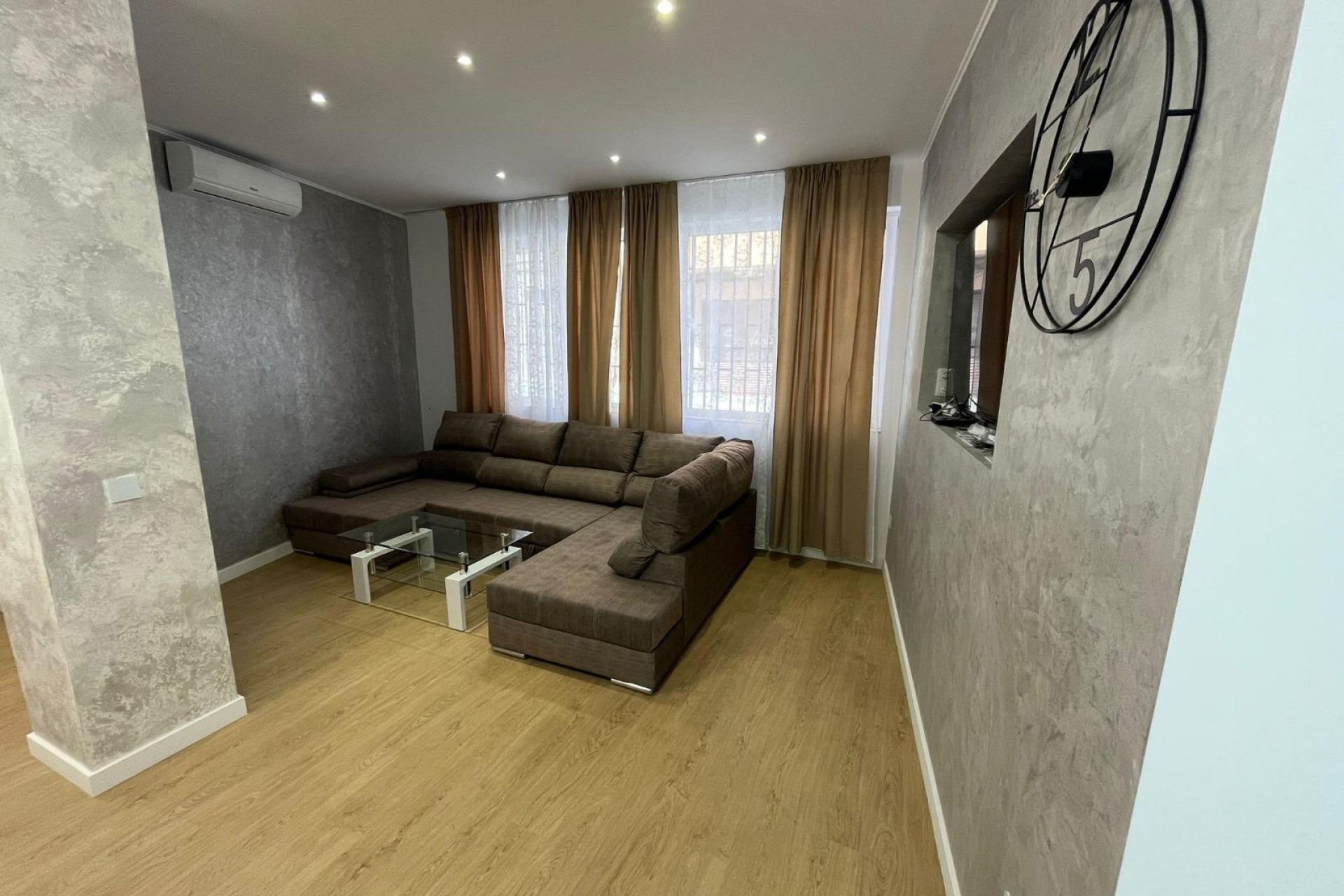 Resale - Apartment - Alicante - Altozano