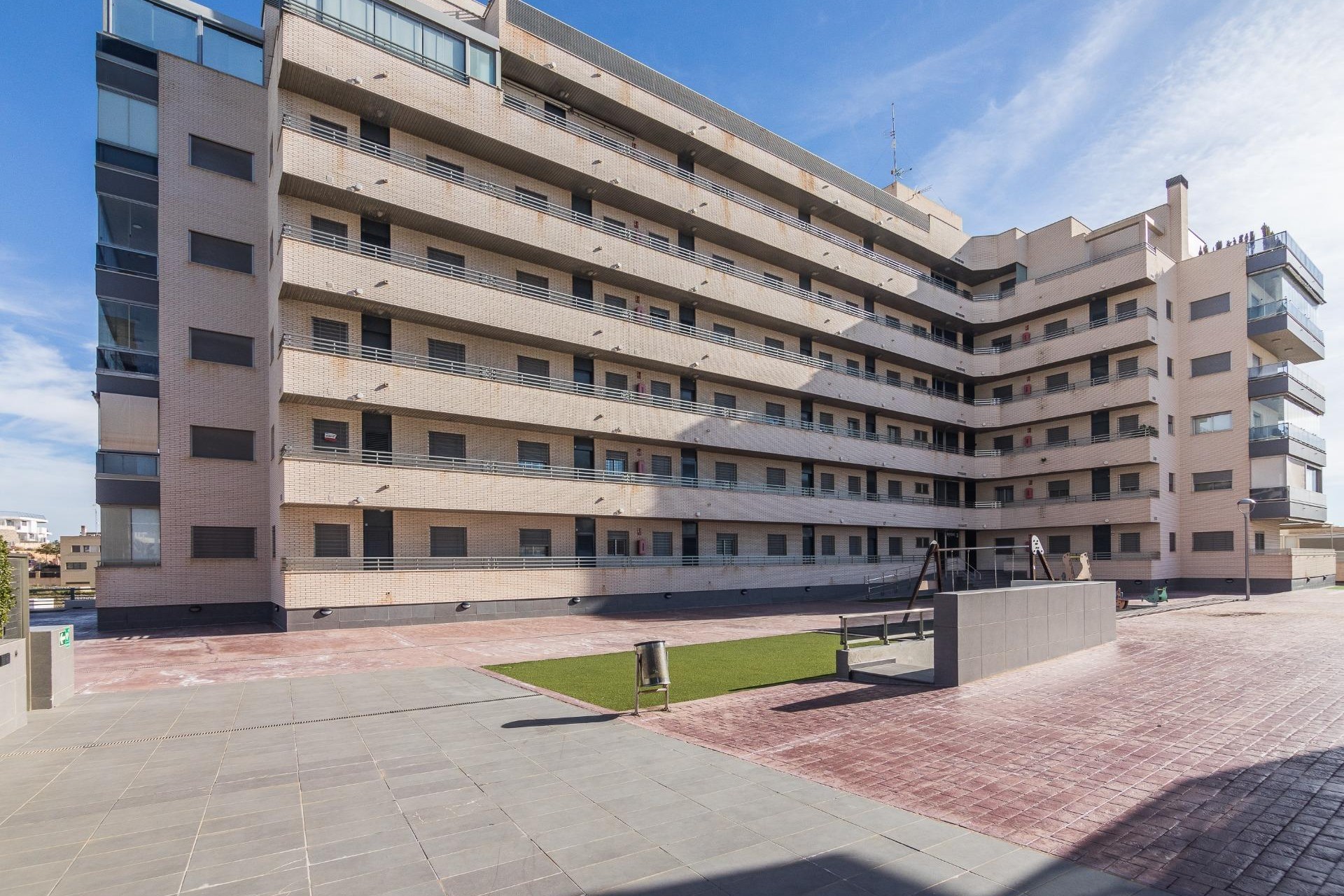 Resale - Apartment - Arenales del Sol - Calle albacete