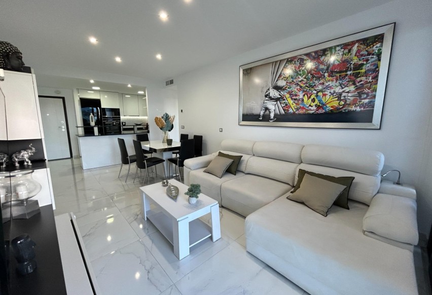 Resale - Apartment - Arenales del Sol