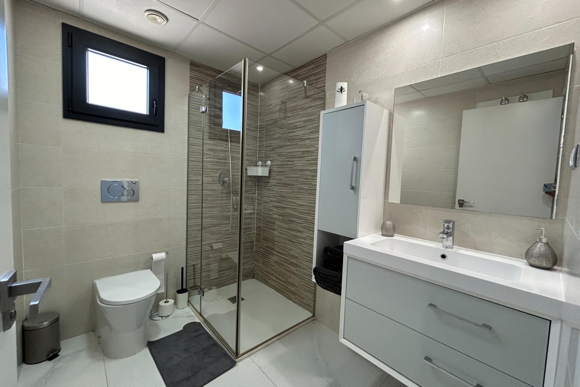 Resale - Apartment - Arenales del Sol