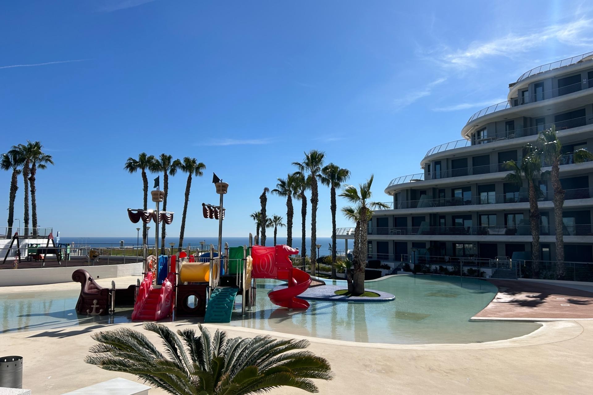 Resale - Apartment - Arenales del Sol