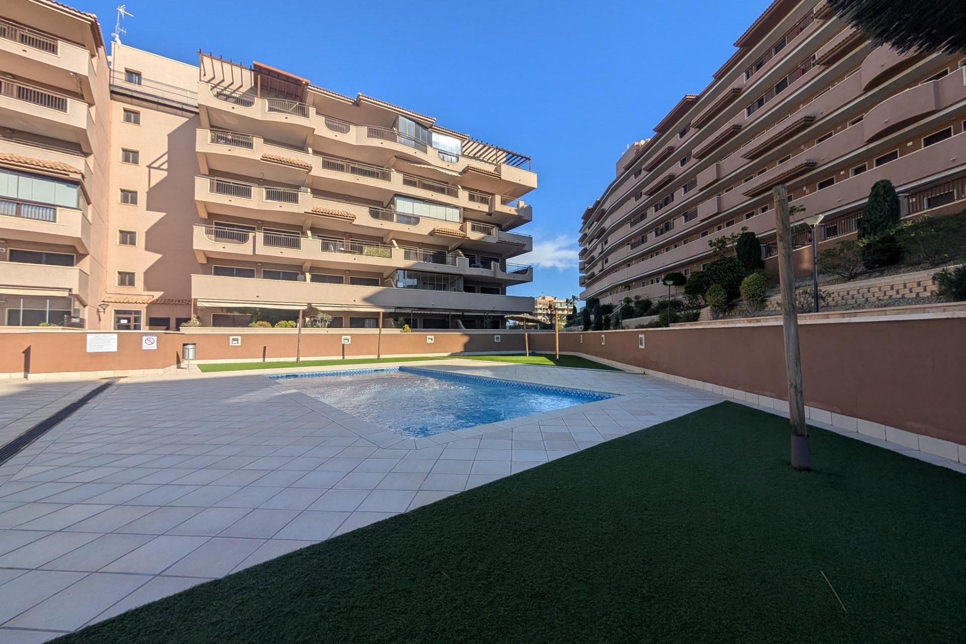 Resale - Apartment - Arenales del Sol